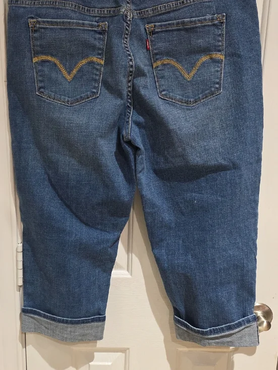 Levis 515 Women’s Blue Denim Capri Jeans Size 14 - Picture 12 of 13